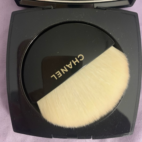 Chanel powder - Picture 1 of 4